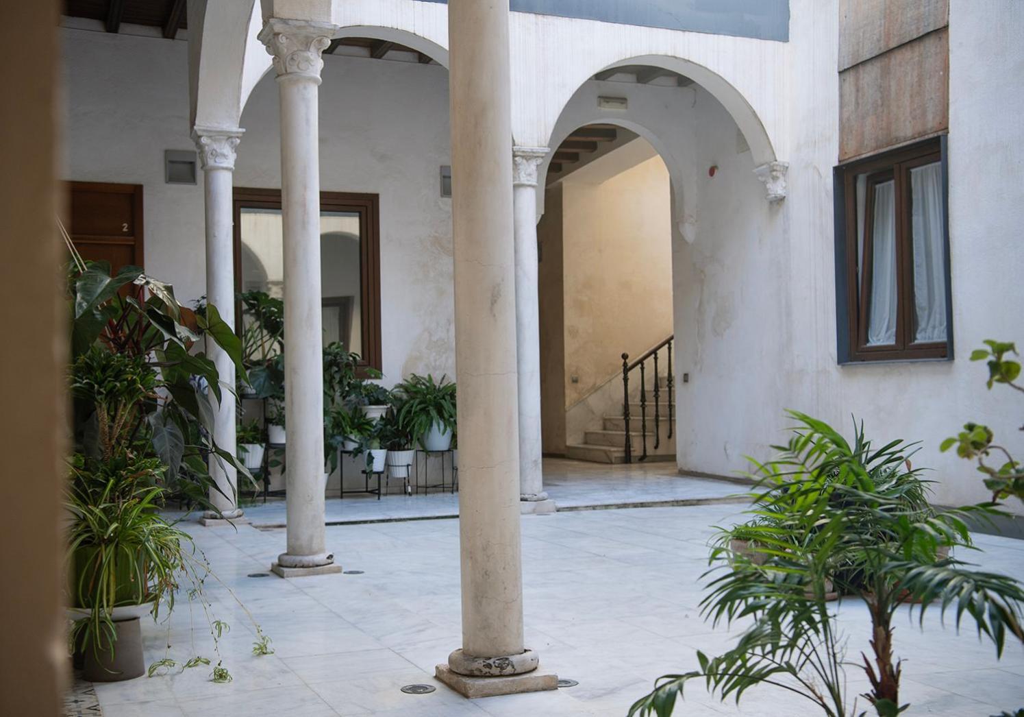 Casa Palacio Bustos Tavera Seville Ngoại thất bức ảnh