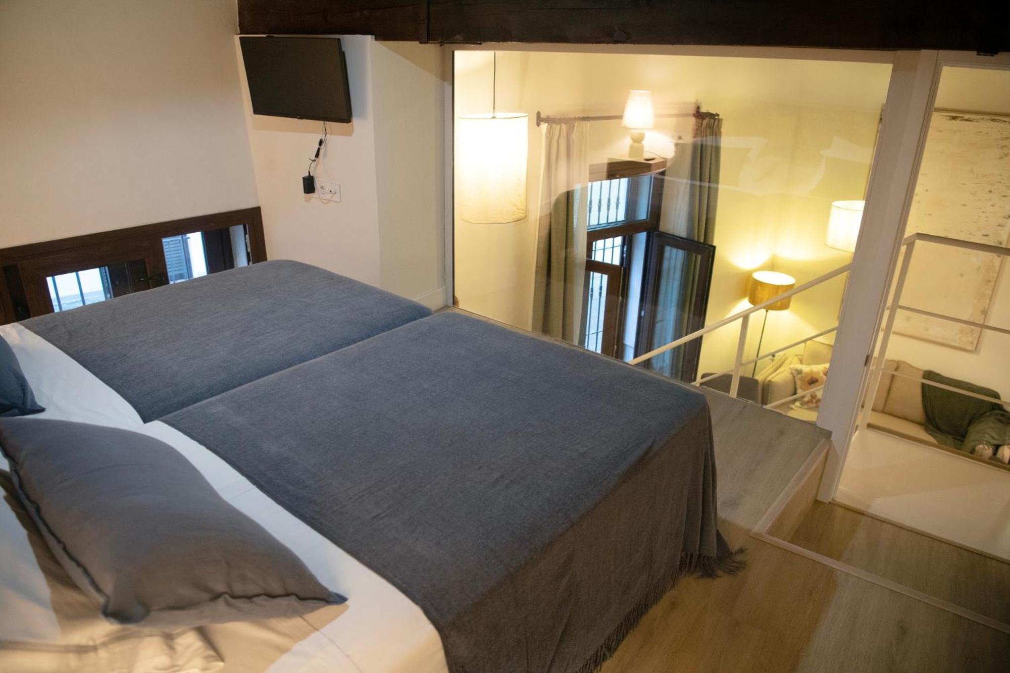 Casa Palacio Bustos Tavera Seville Ngoại thất bức ảnh